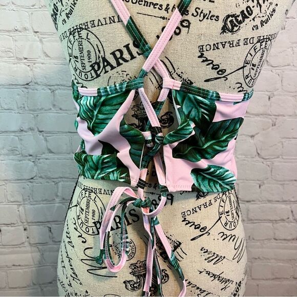 Cupshe tea lavender bikini top high neck tie back size small - Picture 5 of 8